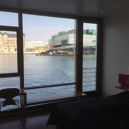 Cph生活酒店 3*