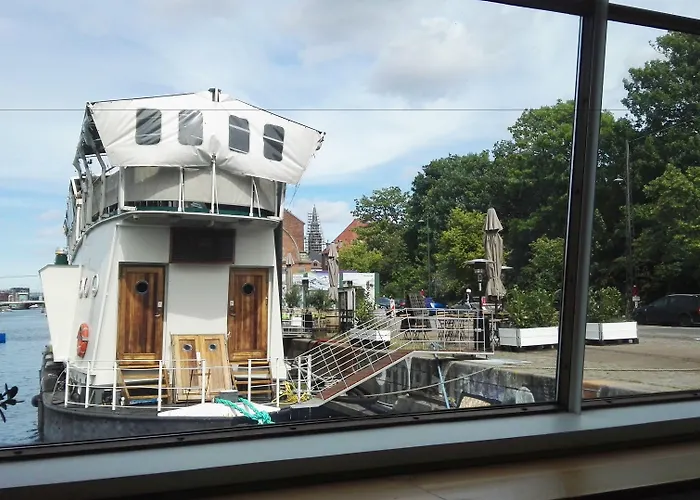 Cph Living Ботель Копенгаген