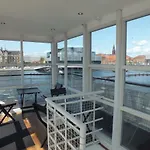Hotel na wodzie Cph Living 3*