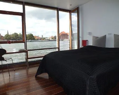 Cph Living Botel Copenhaga