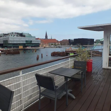 Botel Cph Living 3*
