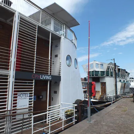 Cph Living Botel 3*