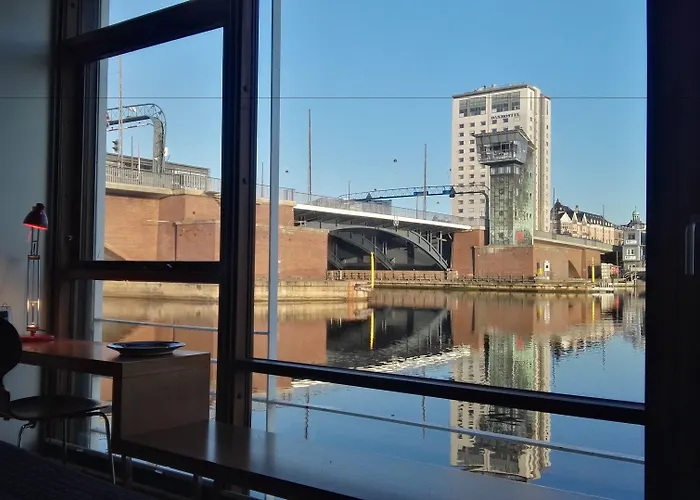 Cph Living Úszó hotel 3*