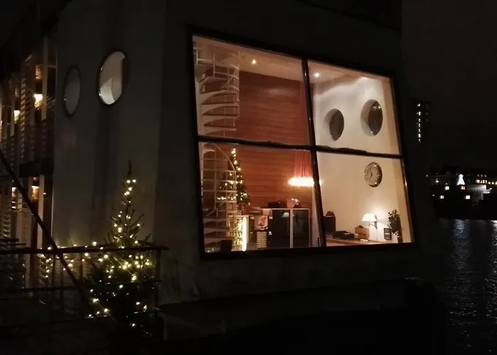 船上ホテル Cph リビング 3*