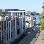 Cph Living Úszó hotel Koppenhága