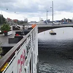 Cph Living Úszó hotel 3*