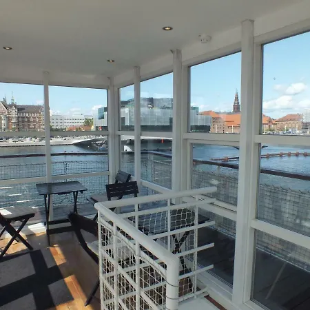 Båthotell Cph Living 3*